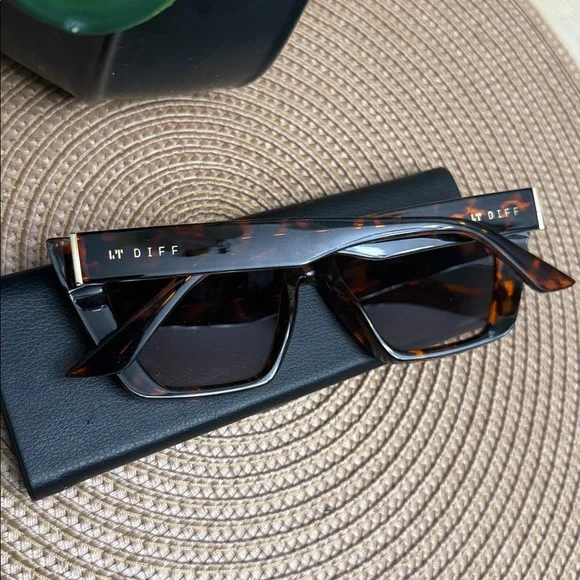 DIFF EYEWEAR 🔥 WINONA Tortoise Shell Sunglasses - Picture 7 of 10